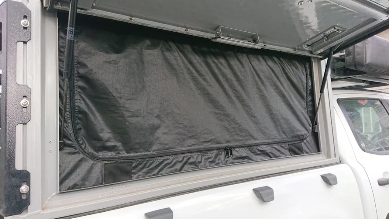 Alu-Cab Canopy Camper Single Side Window Screen