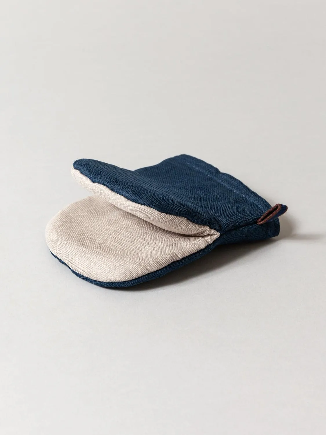 Caya Kitchen Mitt