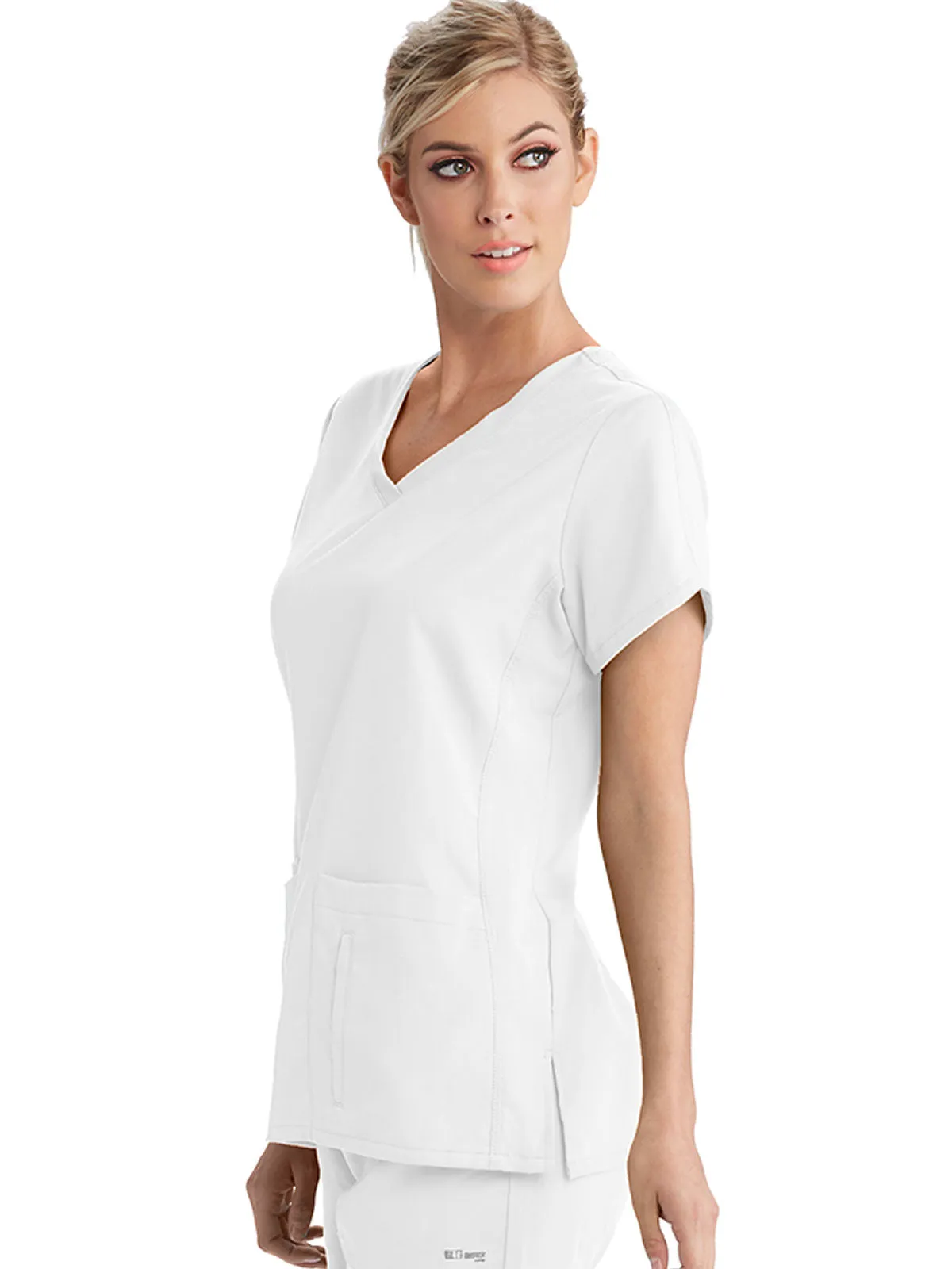 Classic - Women's Cora V-Neck Scrub Top