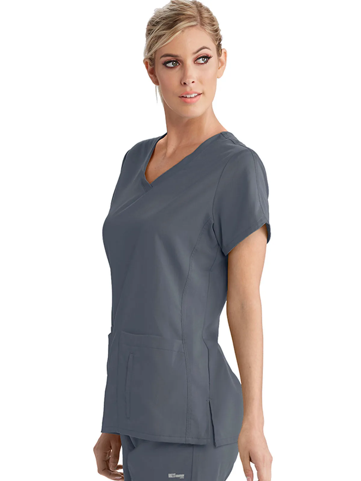 Classic - Women's Cora V-Neck Scrub Top