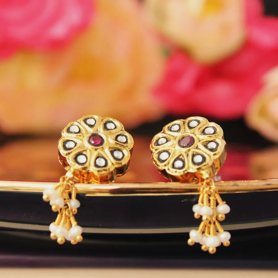 Earrings with Chetum and Kundan Work