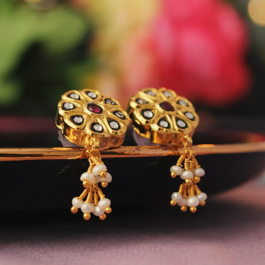 Earrings with Chetum and Kundan Work