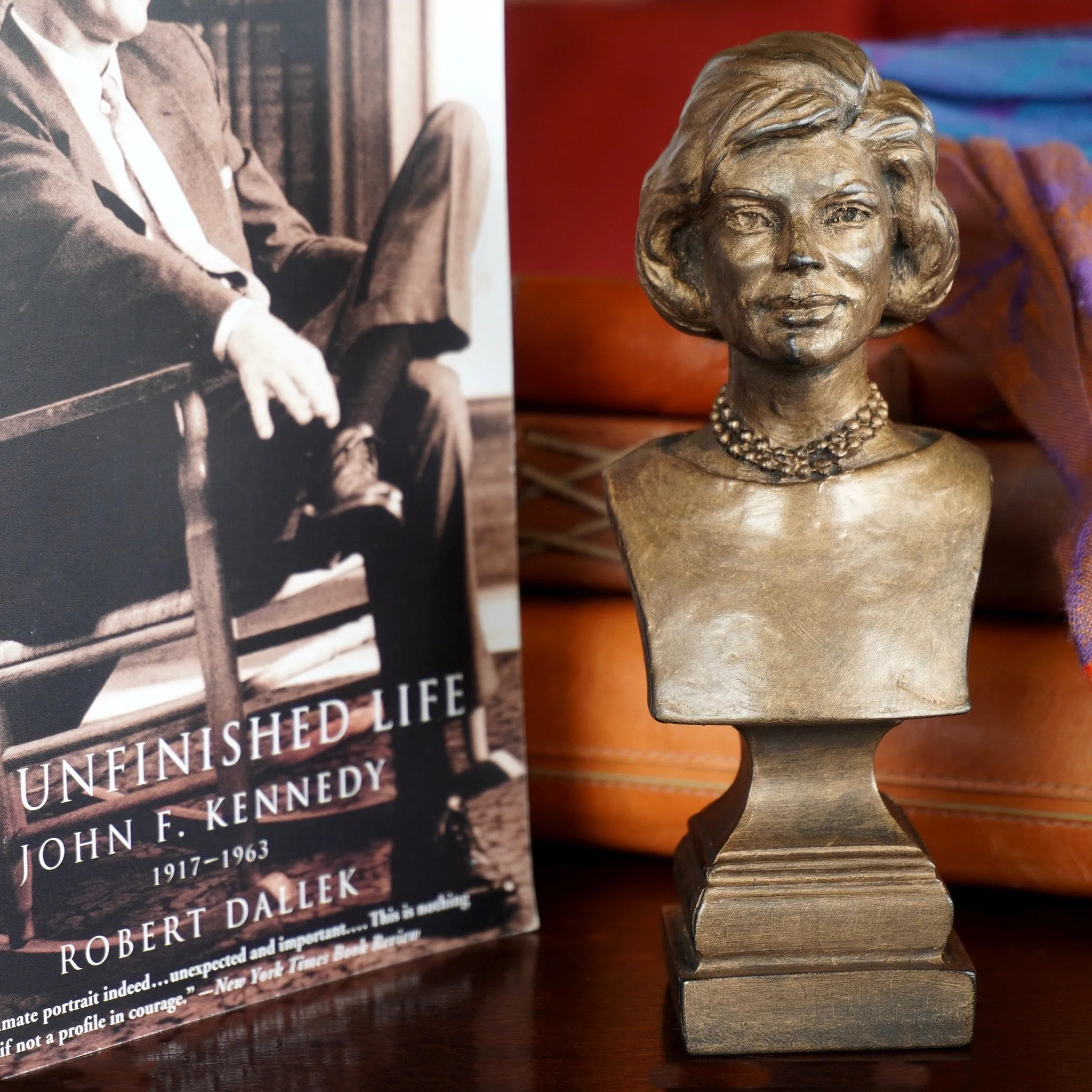 Jackie Kennedy 6-inch Bust