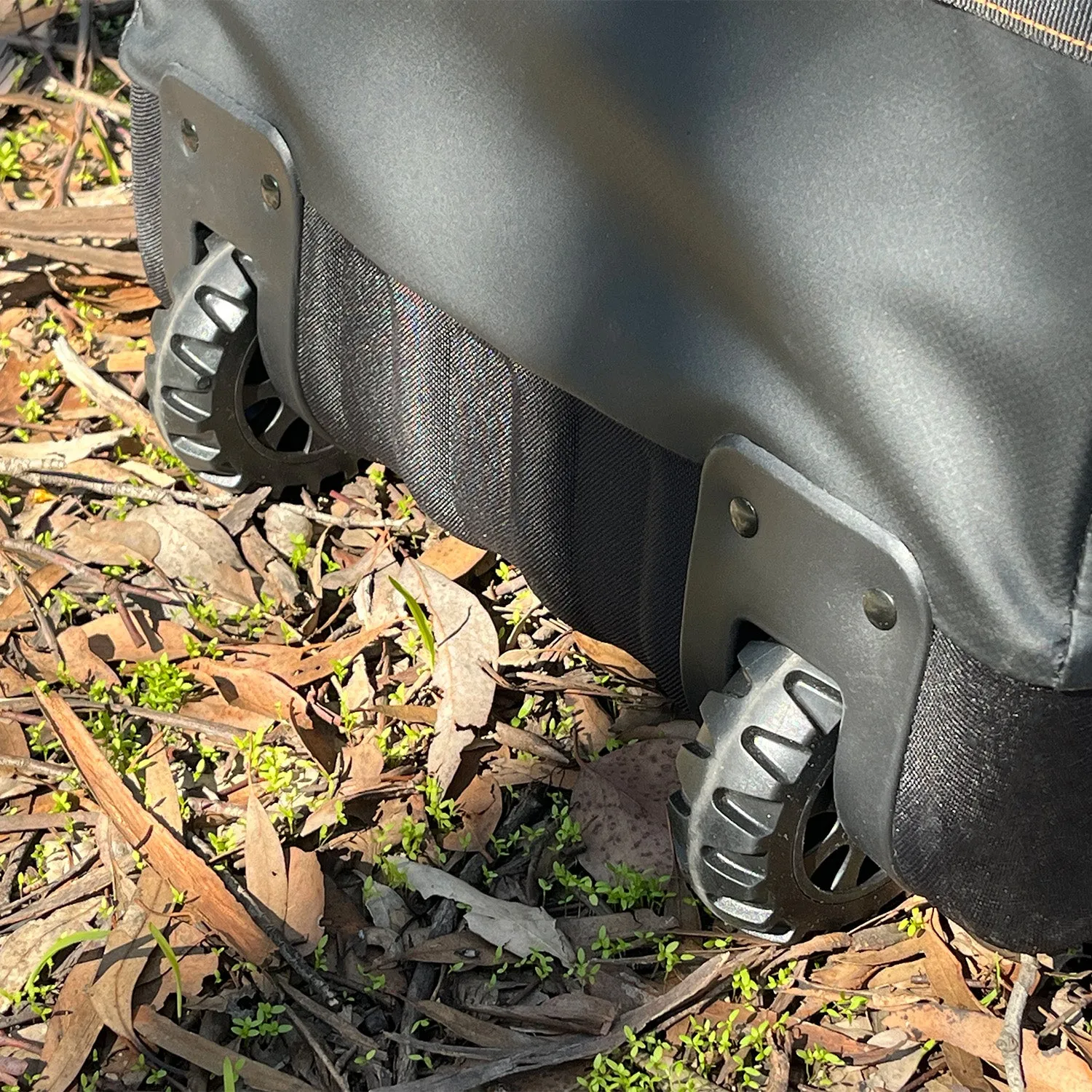 MAMMOTH WHEELED BAG 150L