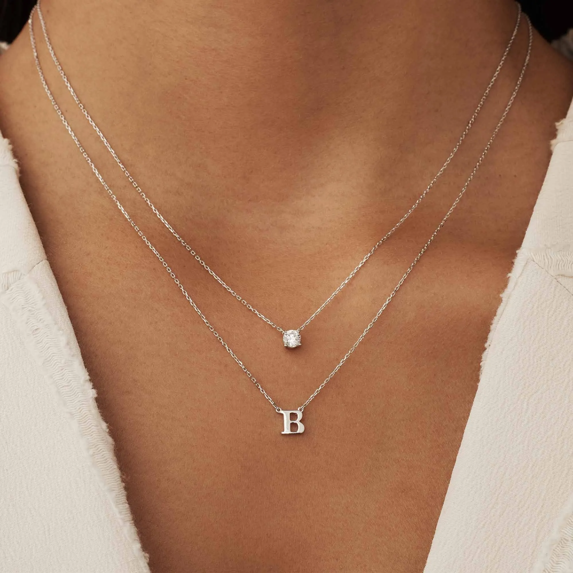 Saint Germain Chloé 14 karat white gold initial collier with letter