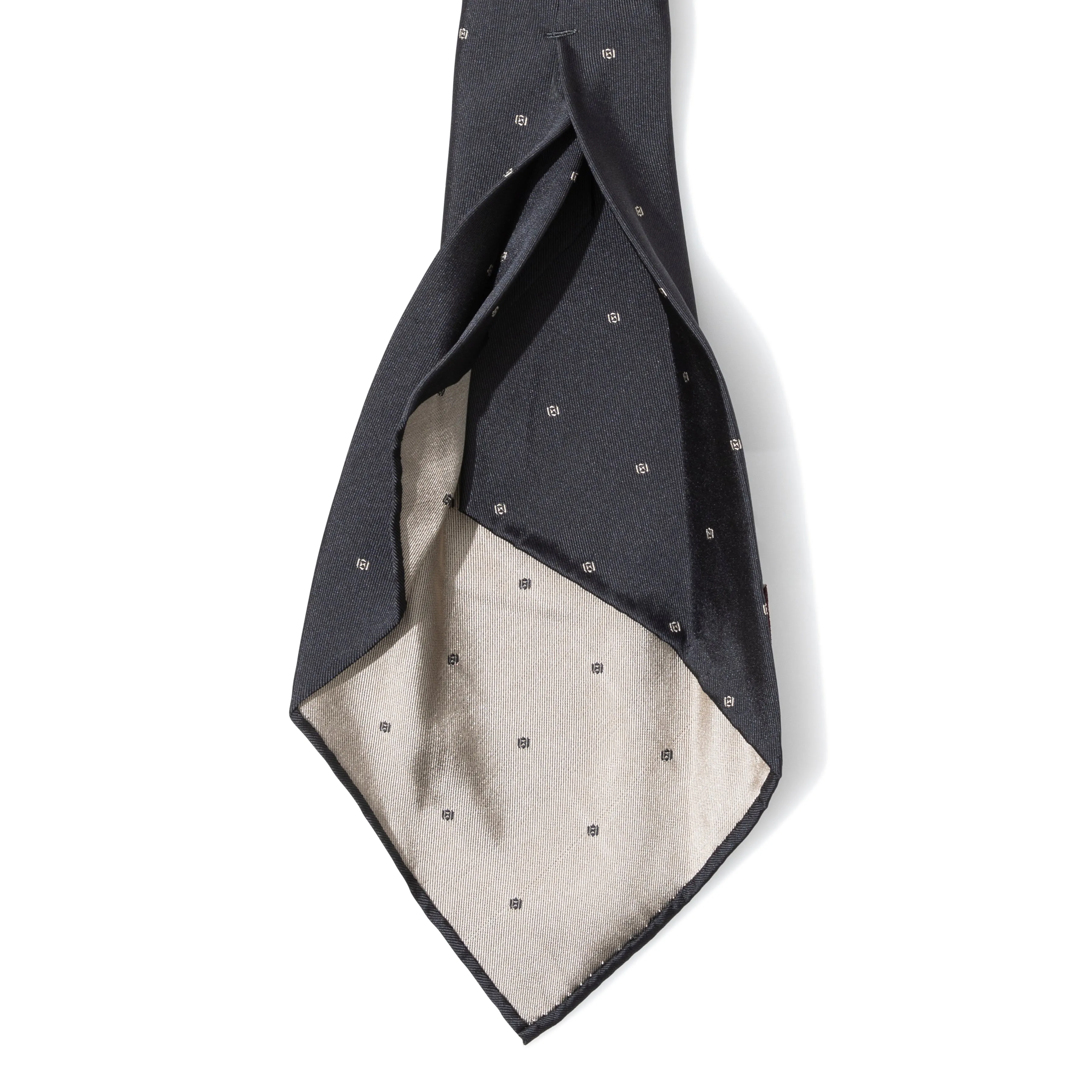 Seven-fold Tie