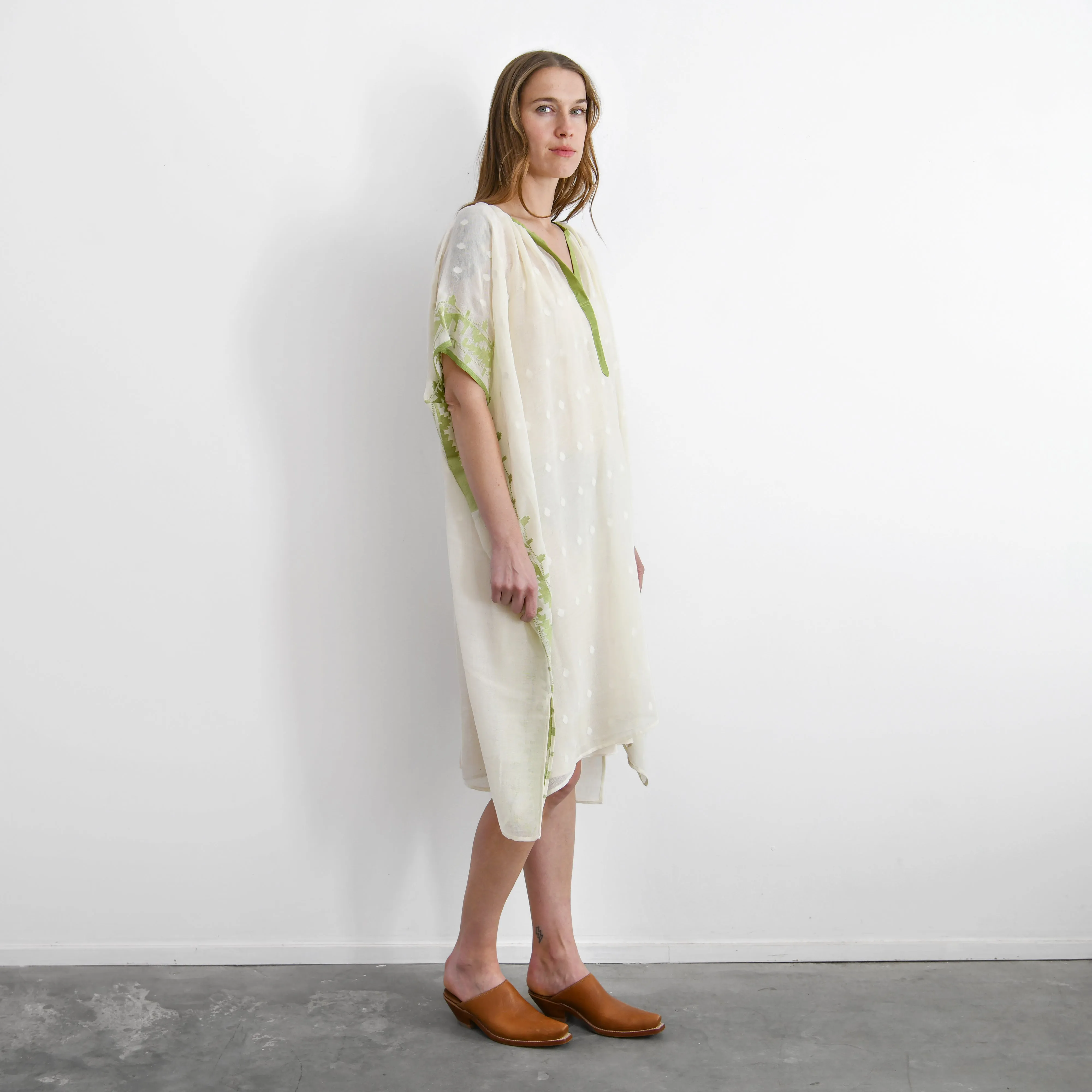 Two New York Caftan : Cream   Lime Motifs